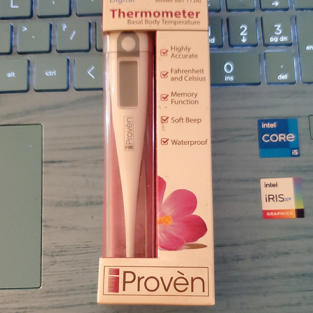 PROVEN Digital Thermometer - White Basil Baby temprature NIB